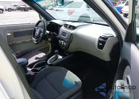 2014 Kia Soul z USA, uszkodzony, nr VIN KNDJN2A28E7102582